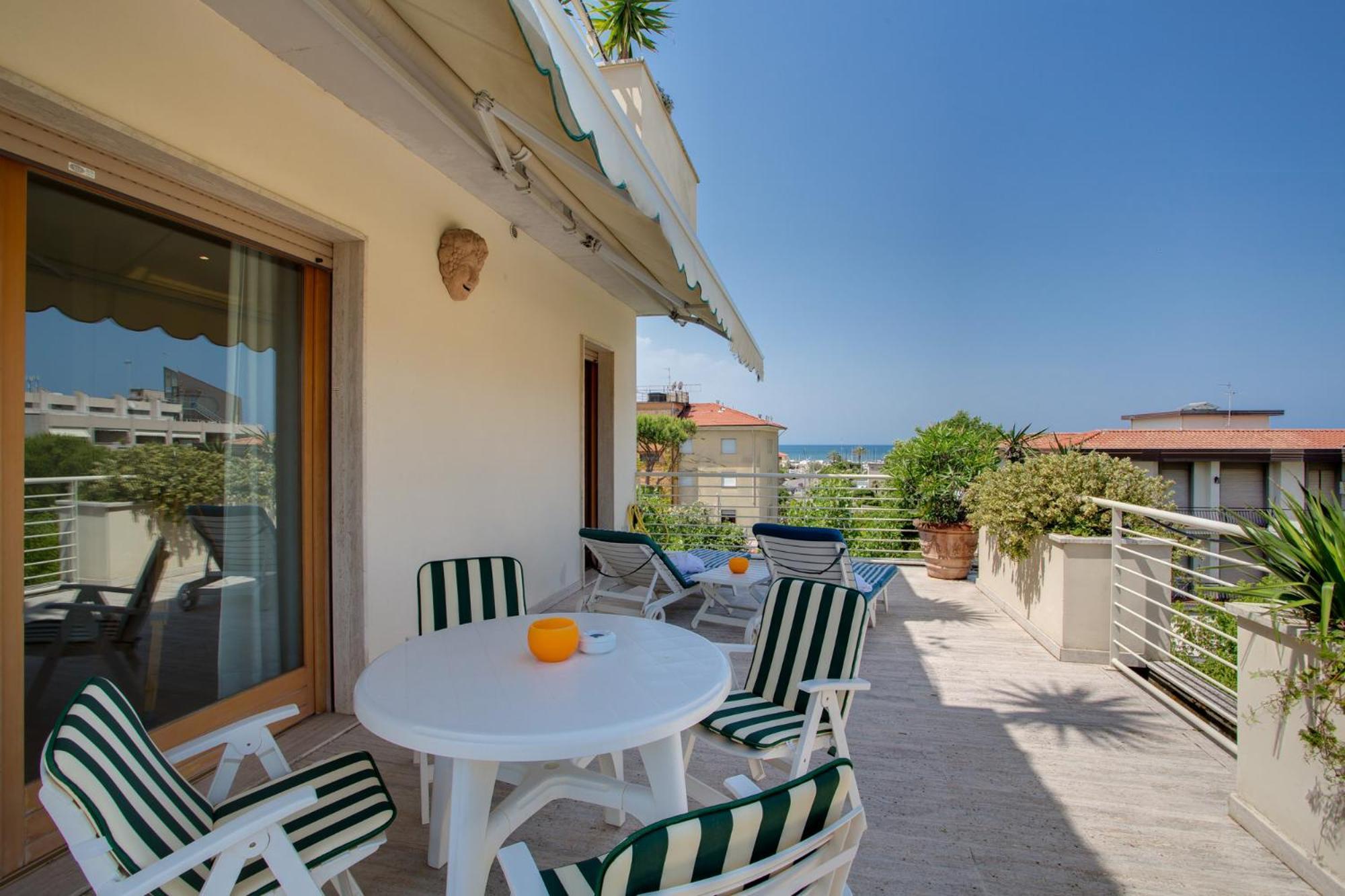 Hotel Bacco Lido di Camaiore Esterno foto