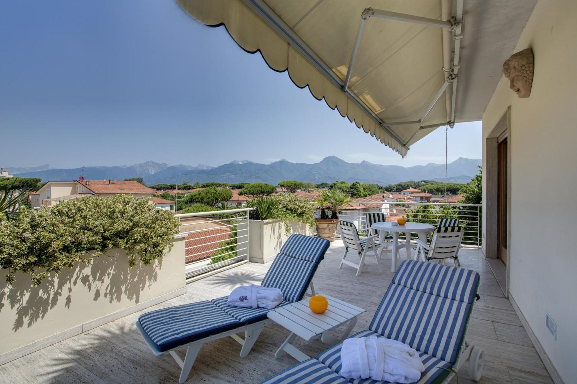 Hotel Bacco Lido di Camaiore Esterno foto