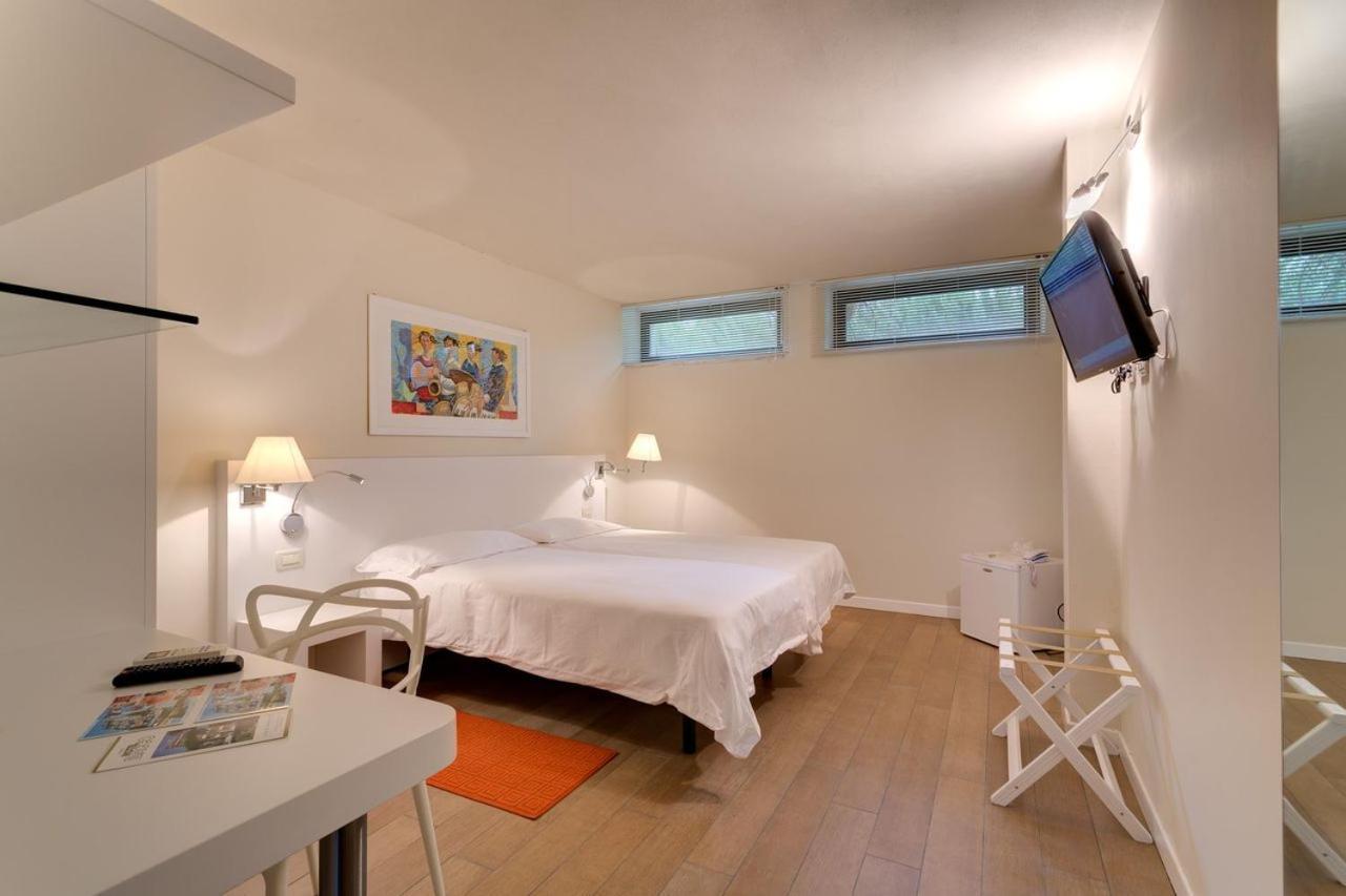 Hotel Bacco Lido di Camaiore Esterno foto