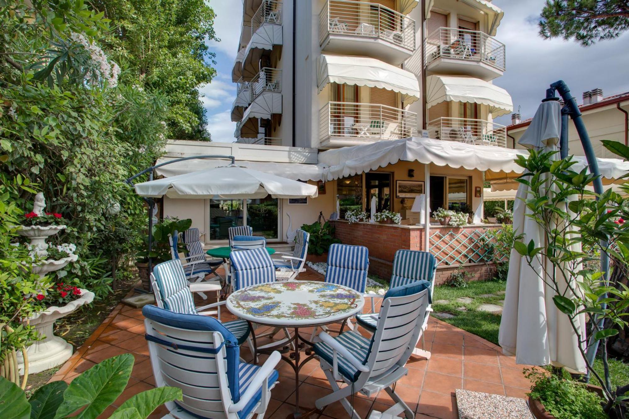 Hotel Bacco Lido di Camaiore Esterno foto