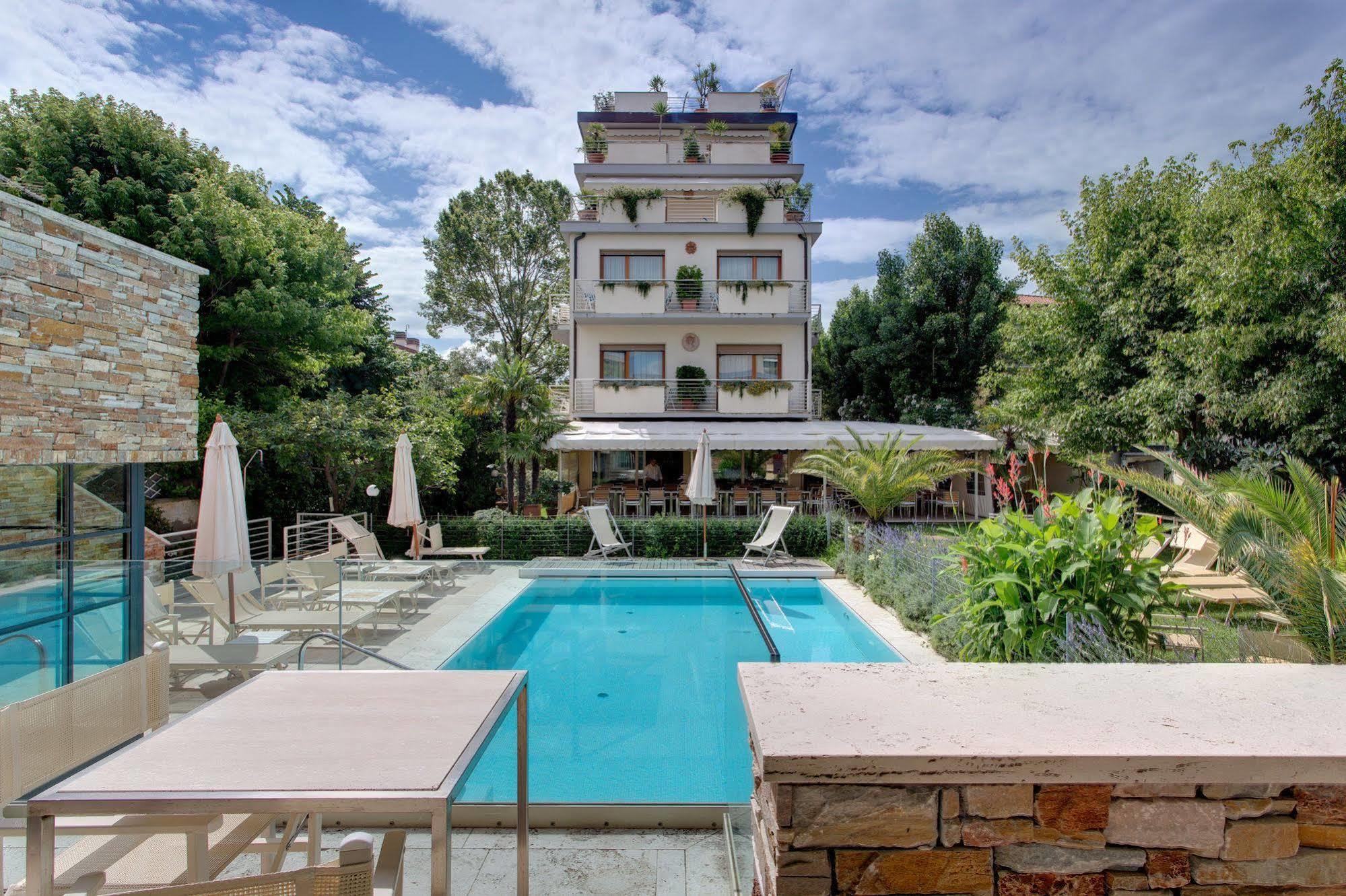 Hotel Bacco Lido di Camaiore Esterno foto