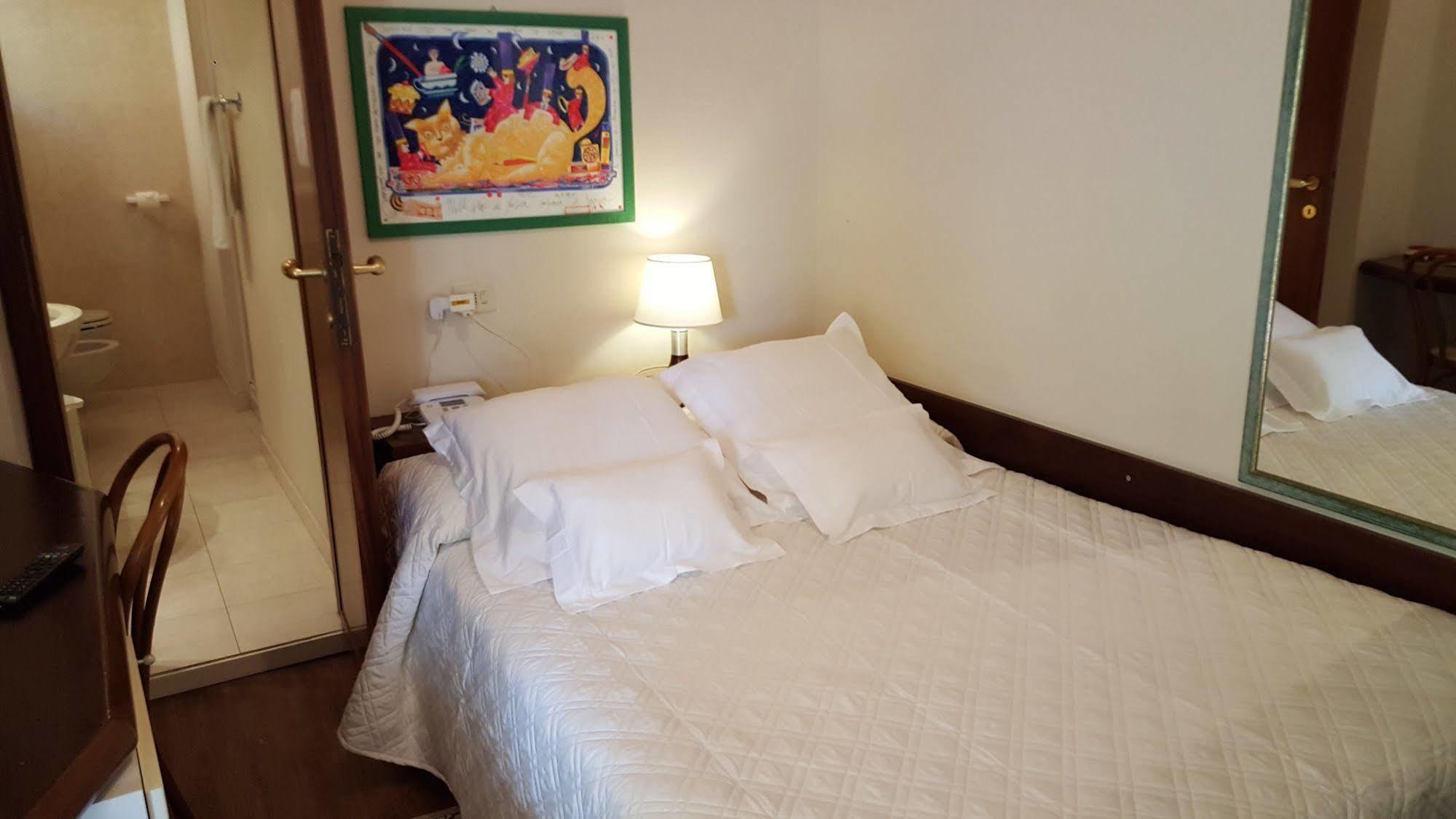 Hotel Bacco Lido di Camaiore Esterno foto