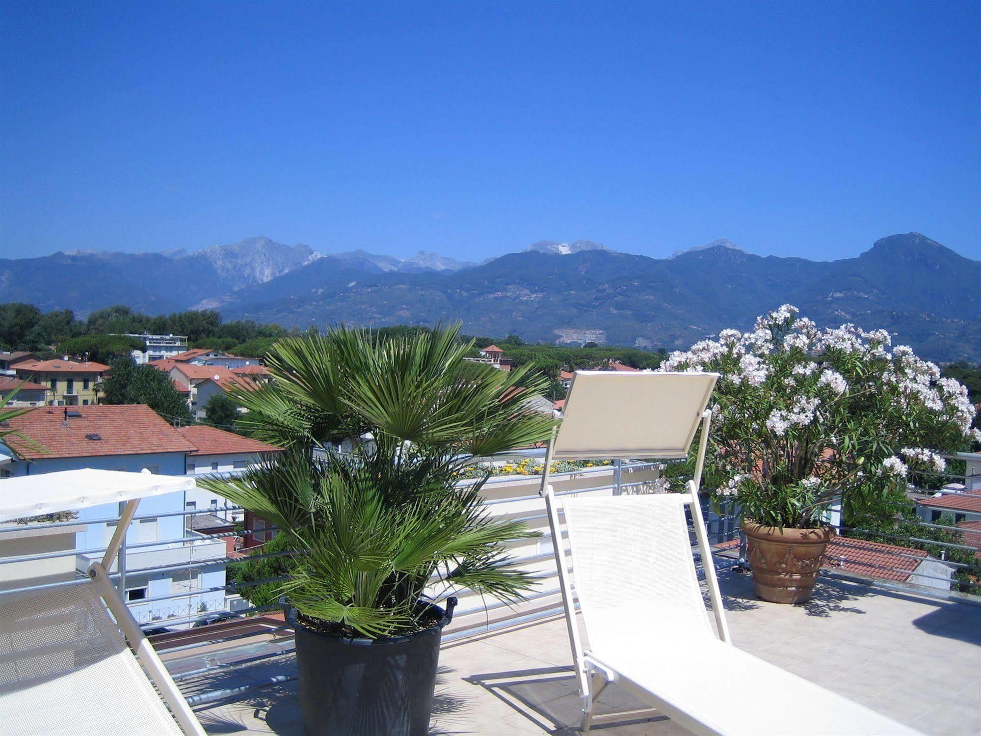 Hotel Bacco Lido di Camaiore Esterno foto