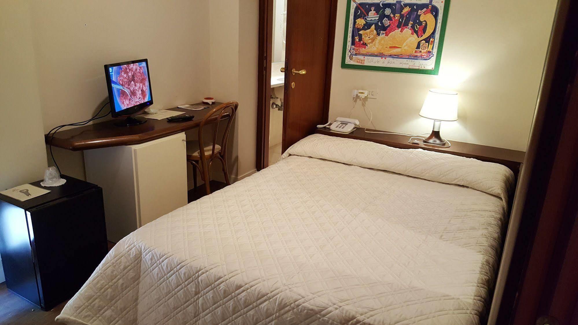 Hotel Bacco Lido di Camaiore Esterno foto